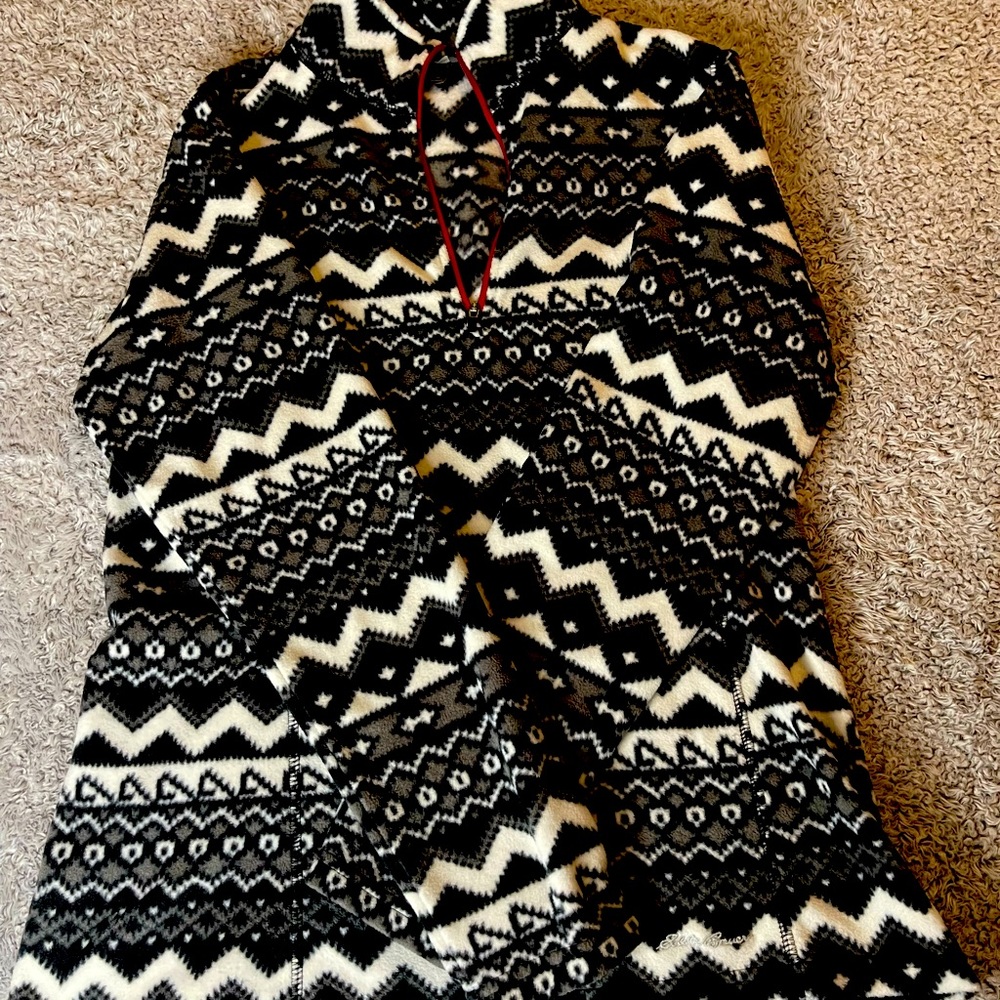 Eddie Bauer Womens 1/4 zip fleece Medium